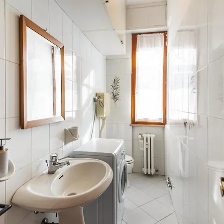 דירה Attico Pisaurum - With Parking!